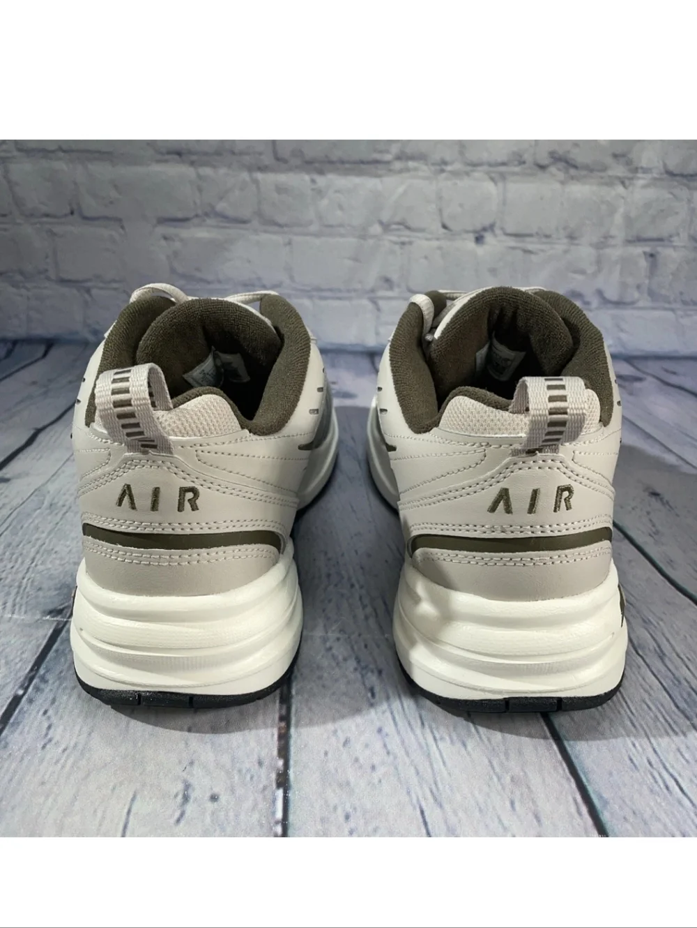 Nike Air Monarch IV Athletic Shoes Moon Particle Dark Hazel 415445-200 Mens 9.5